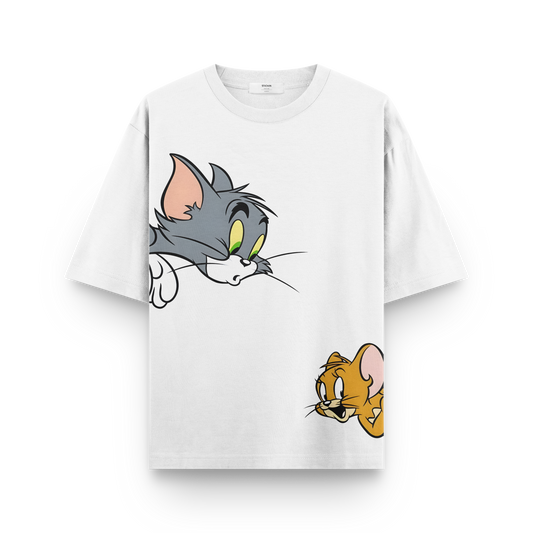 Tom and Jerry T-Shirt – Classic Cartoon Duo Graphic Tee for Fans of All Ages